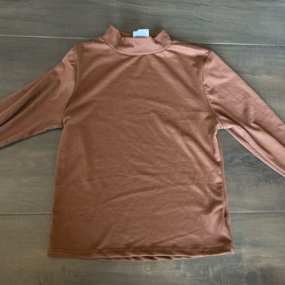 Olivia Rae Cropped Mock Neck Long Sleeve - Picture 1 of 2